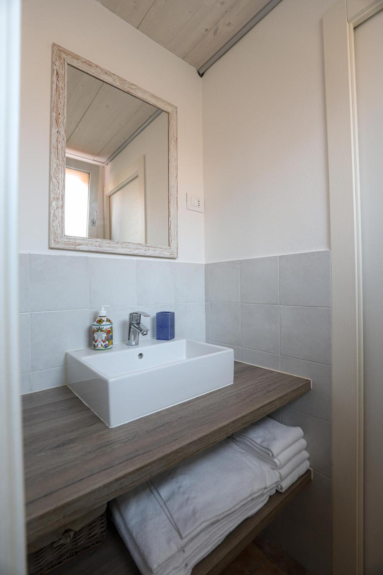 Le Querce Apartments Ronchi  Luaran gambar